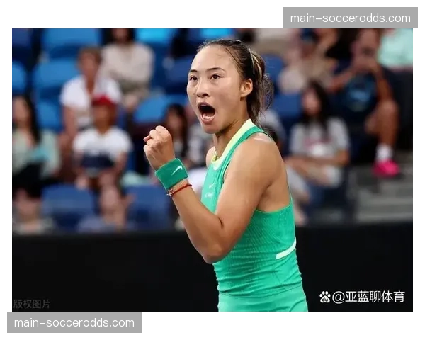 郑钦文逆转取胜，与萨巴伦卡会师迈阿密站四分之一决赛