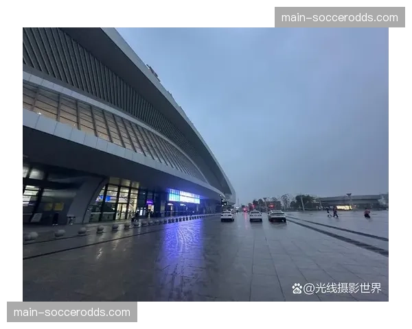 天气预报显示本周末多场比赛将遇雨，或影响地面传控打法
